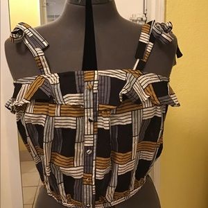 Camisole short elastic bottom great accessory/vest